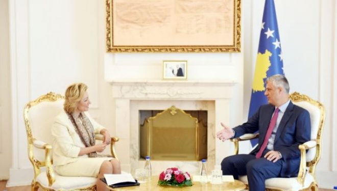 Shefja e re e zyrës së BE-së thotë se do të punojë më institucionet për liberalizimin e vizave