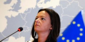 Fajon: Vizat tashmë varen nga Kosova