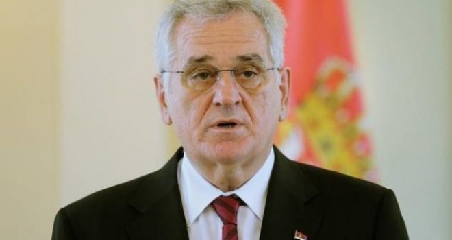 Presidenti i Serbisë paralajmëron luftë në Bosnje?