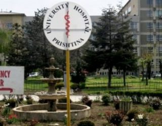 Në QKUK sulmohet mjeku i emergjencës, kërkohet më shumë siguri
