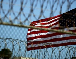 FBI dhe CIA: Me mposhtjen e IS-it nuk përfundon kërcënimi nga terrorizmi