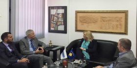 Schlumberger: OSBE do të vazhdojë angazhimin në forcimin e institucioneve të Kosovës