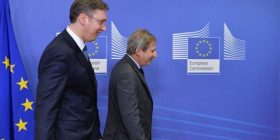 Johannes Hahn ka marrë pjesë në mbledhjen e Qeverisë së Serbisë