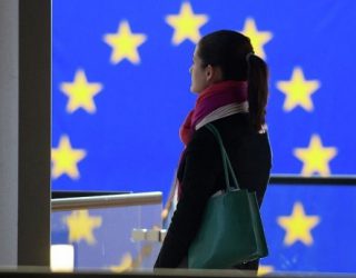 Eurodeputetët: Këshilli Evropian të miratojë pa vonesa heqjen e vizave për Kosovën
