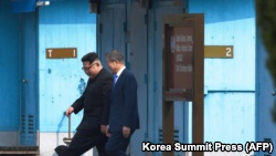 Kim Jong Un bëhet lideri i parë verikorean që shkelë në territorin e Koresë së Jugut që prej Luftës Koreane më 1953