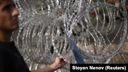 Një migrant në Hungari, foto nga arkivi