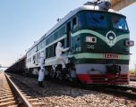 Porti kufitar Xinjiang trajton 4900 trena mallrash Kinë-Evropë