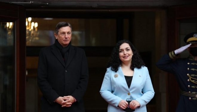 Presidentja Osmani takohet me homologun slloven Borut Pahor