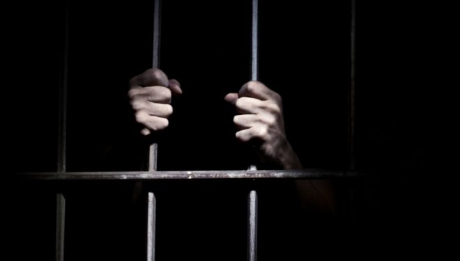 Arratisen tre shqiptarë nga burgu në Itali