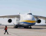 Zelensky zotohet ta rindërtojnë aeroplanin më të madh transportues në botë, Mriya