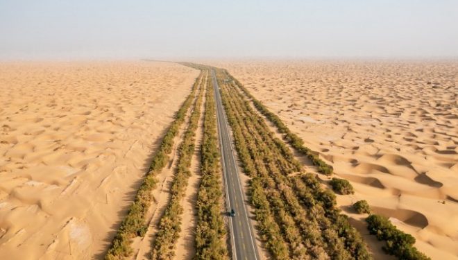 Autostrada e parë në shkretëtirë në Kinë arrin lëshim zero të karbonit ￼