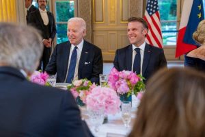 Presidenti Joe Biden dhe Presidenti Emmanuel Macron