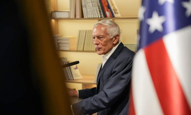 Ish-gjenerali i NATO-s, Wesley Clark, Foto: Facebook