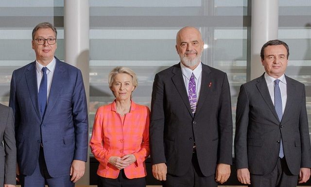 Kryeministri Albin Kurti në takimin që Ursula Von Der Leyen e organizoi me gjashtë liderët e Ballkanit Perëndimor, Bruksel, 19 shtator, 2024. Foto | Gert Jan Koopman / X