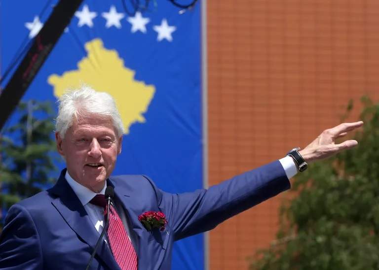 Bill Clinton (AP Photo/Visar Kryeziu)