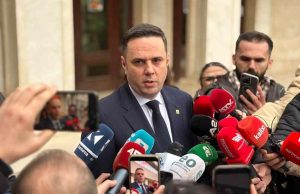 Kryetari i LDK-së, Lumir Abdixhiku