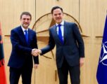 Hoxha takohet me Rutten: Prania e KFOR në Kosovë luan rol të domosdoshëm stabilizues