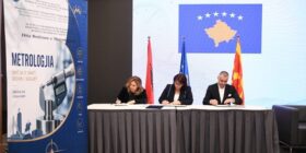 Nënshkruhet marrëveshja e bashkëpunimit mes Agjencive të Metrologjisë së Kosovës, Shqipërisë dhe Maqedonisë së Veriut