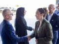 Osmani viziton Shtëpinë e të Moshuarve në Suharekë: Një shoqëri që harron të moshuarit, humb shpirtin