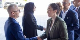 Osmani viziton Shtëpinë e të Moshuarve në Suharekë: Një shoqëri që harron të moshuarit, humb shpirtin