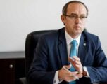 Hoti: Qeveria “Kurti” i “avulloi” shpenzimet kapitale Hoti: Qeveria “Kurti” i “avulloi” shpenzimet kapitale