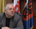 Veliu me “jo” të madhe për Abdixhikun e Osmanin, të parin e quan mashtrues, të dytën avanturiere