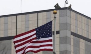 Ambasada e SHBA-së: Bllokada e vazhdueshme politike po dëmton besimin në institucionet e Kosovës