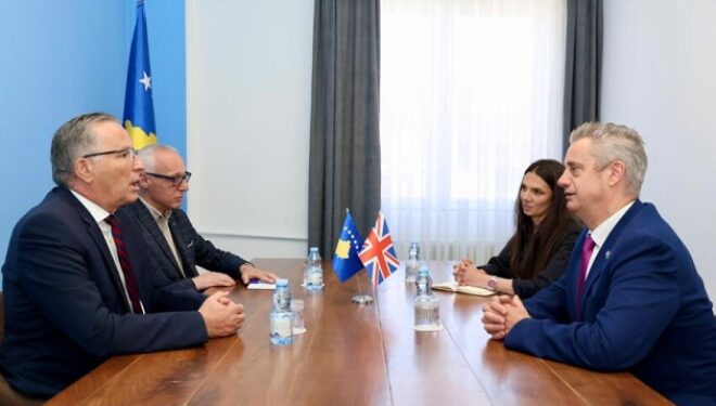 Hamza pret Ambasadorin britanik Jonathan Hargreaves, diskutojnë për zgjedhjet e 7 qershorit