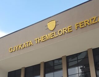 Mashtrimi me kriptovaluta prej 12 mijë eurosh, një muaj paraburgim për dy të pandehurit në Ferizaj