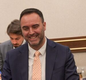 Konjufca për Vjosa Osmanin: E goditi hapur Qeverinë në 2024-ën, por VV-ja i fitoi dy palë zgjedhje