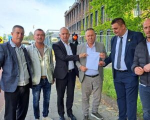 OVL UÇK dorëzon në Speciale peticionin kundër padrejtësive ndaj çlirimtarëve