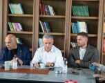 Isufi dhe Gjini vizitojnë biznese e të rinj në Anamoravë, premtojnë mbështetje për zhvillimin rajonal