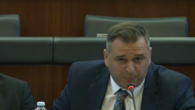 Bajqinovci thotë se Osmani shkoi në LDK për pozitë: Njejtë edhe me Kurtin, kur nuk e mori pozitën u largua