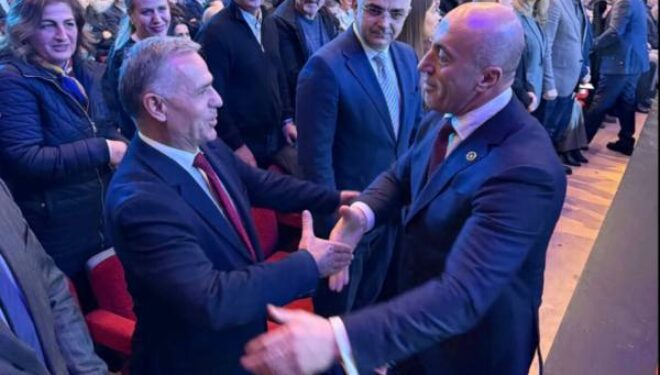 Isufi: Ramush Haradinaj mbetet simbol i shtetndërtimit dhe demokracisë në Kosovë