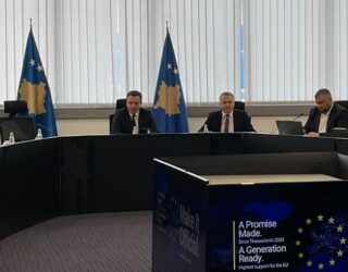 Kurti: Opozita po bllokon reformat, po rrezikon miliona euro nga BE-ja