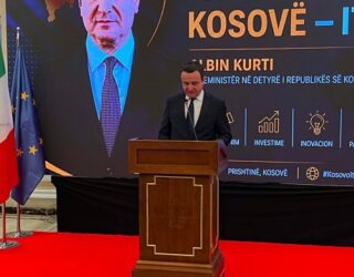 Kurti në forumin Itali–Kosovë: Kosova është e hapur për investime dhe partneritete serioze ekonomike