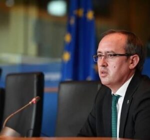 Hoti: Më 7 qershor, qytetarët e Kosovës do të vendosin për partneritetin strategjik të Kosovës me BE-në e SHBA-në