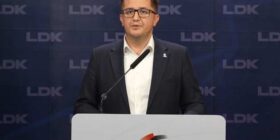 Besian Mustafa tregon pse Vjosa Osmani do të garojë me LDK-në