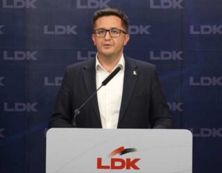 Pozicioni i ri i LDK, Mustafa i drejtohet VV-së: Thirreni seancën, themeloni Kuvendin e Qeverinë, Presidenti i të gjithëve
