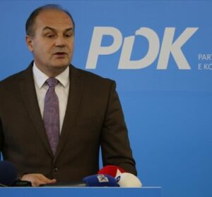 Hoxhaj: Kosova po izolohet, Serbia po thellon bashkëpunimin strategjik me SHBA-në