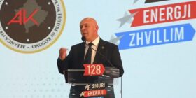 Ardian Gjini zgjidhet kryetar i ri i AAK-së