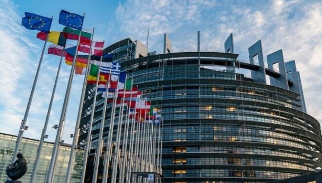 KE mirëpret diskutimin për afrimin e Ballkanit dhe Ukrainës me BE-në