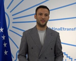 Kryeqyteti me platformë të re “mbeturinat.com” – Qytetarëve u largohen mbeturinat vëllimore falas