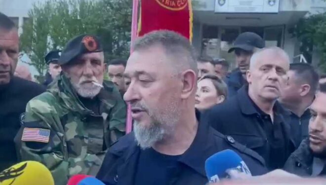Lushtaku: Krejt kjo është politikë, Kurti viktimizohet përmes aksioneve të tilla