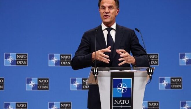 Reuters e pyet për verdiktin e Hagës, Sekretari Rutte: KFOR është aty, pavarësisht lajmeve që mund të vijnë gjatë javës