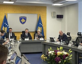 Qeveria ndan 1 milion euro për kuponë ushqimi për familjet në nevojë