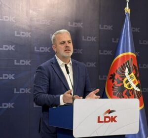 Konfirmon Azemi: S’ka koalicion klasik me Osmanin, ajo me ekipin e saj do jenë pjesë e listës