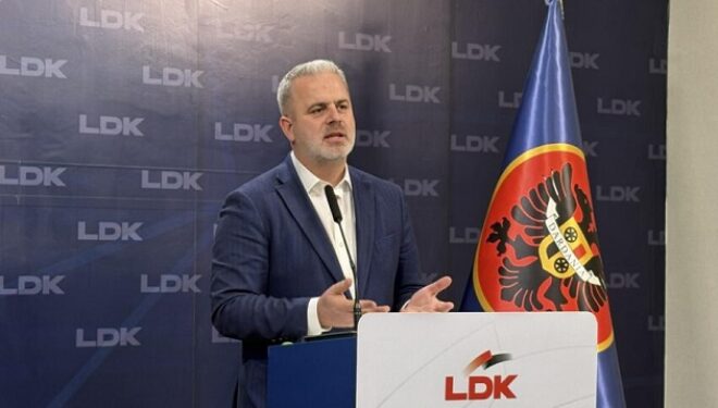Konfirmon Azemi: S’ka koalicion klasik me Osmanin, ajo me ekipin e saj do jenë pjesë e listës