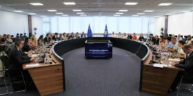 Kosova dhe Komisioni Evropian diskutojnë zbatimin e fondeve IPA, kërkohet përshpejtim i reformave