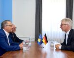 Takohet Hamza me ambasadorin Rudolph, flasin për zhvillimet politike dhe stabilitetin institucional